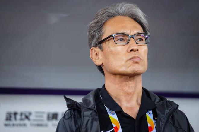 包含今夜亚冠传出新动向，武汉三镇防线松动，管理层表态：震撼外界，赛季目标并未改变的词条-LoL